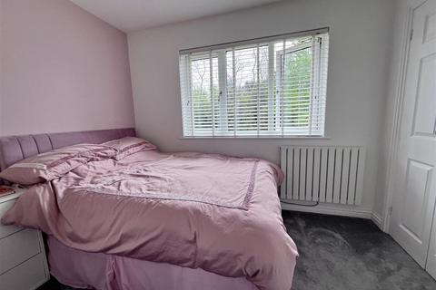 49 Denmead, Two Mile Ash, Milton Keynes, MK8 8JA