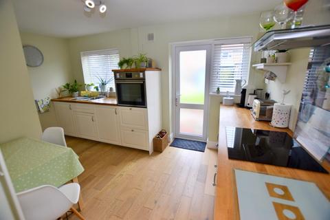 73 Aldbury Rise, Coventry, CV5 9JN