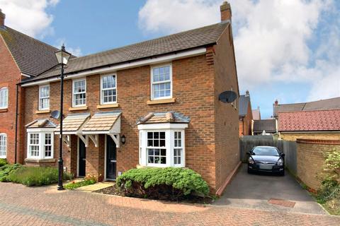 3 bedroom semi-detached house for sale, Oliver Close, Kempston, Bedford