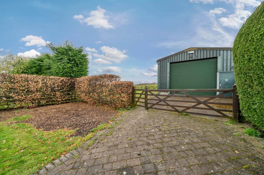 Stanley Common DERBYSHIRE 4 bed barn conversion for sale £775,000