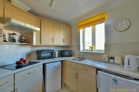 1 bedroom retirement property for sale, 21 Cooden Drive, Bexhill-on-Sea, TN39