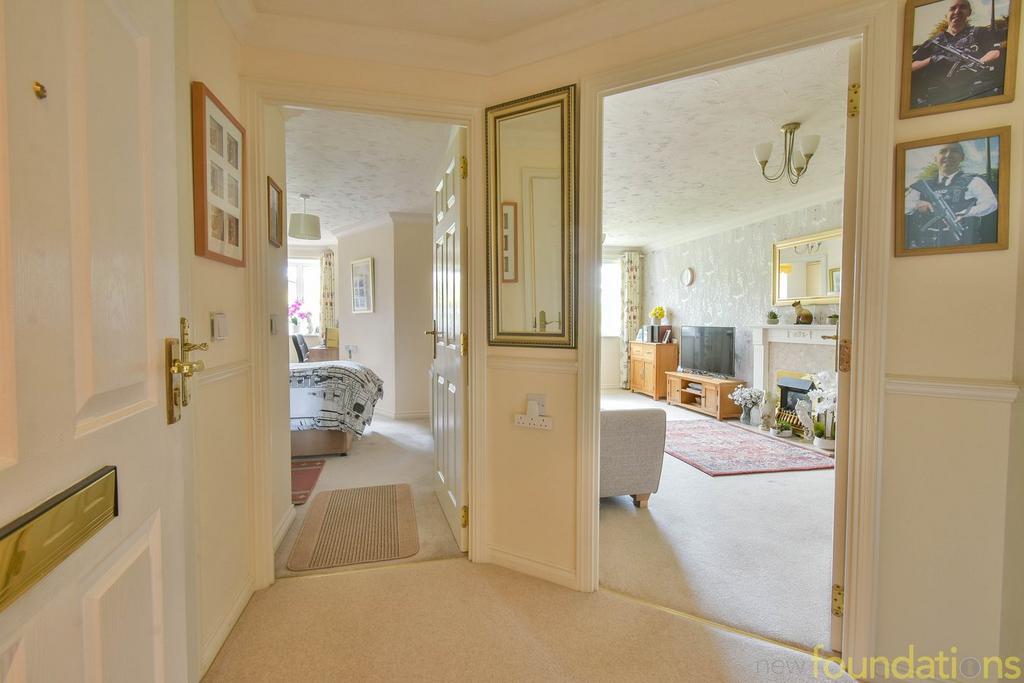 Cooden Drive, BexhillonSea, TN39 1 bed retirement property for sale