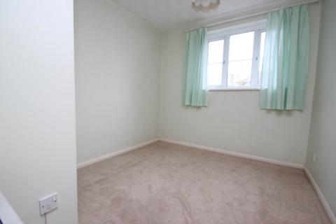 Flat 8, Centre Reach Coleman Street, Southend-on-sea, SS2 5BE