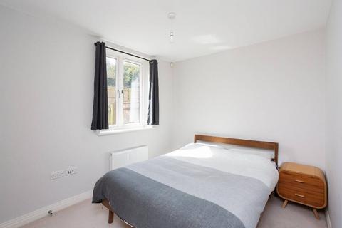 7, Hartwell House Gibbs Couch, Watford, WD19 5EQ