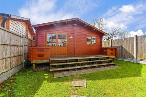 31 Link Way, Hornchurch, RM11 3RN