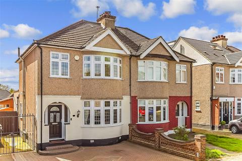 31 Link Way, Hornchurch, RM11 3RN