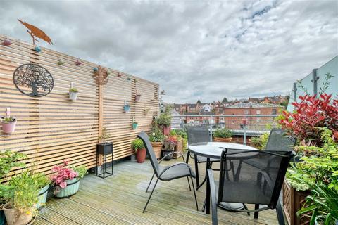 2 bedroom flat for sale, Albion Mill, Portland Street, Worcester, WR1 2NY