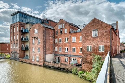 2 bedroom flat for sale, Albion Mill, Portland Street, Worcester, WR1 2NY