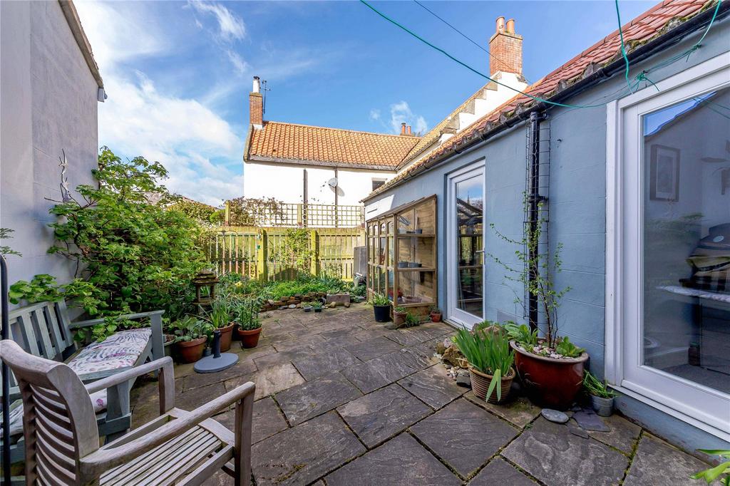 Ravensdowne, BerwickuponTweed, Northumberland, TD15 3 bed end of
