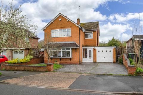 3 bedroom detached house to rent, Downsell Road, Webheath, Redditch, Worcestershire, B97