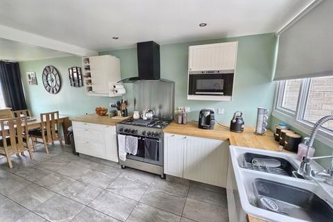3 bedroom terraced house for sale, Dukesfield, Cramlington, Northumberland, NE23 6DL
