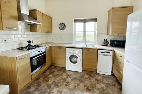 2 bedroom flat for sale, Ffordd Coed Darcy, Llandarcy, Neath, Neath Port Talbot. SA10 6FR