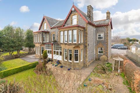 7 bedroom semi-detached house for sale, Duke Street, Settle, North Yorkshire, BD24