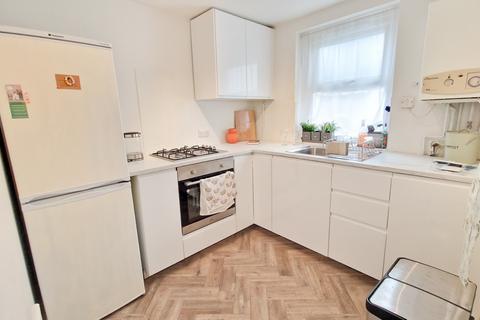 Flat 1, 65 Darnley Road, Gravesend, DA11 0SF