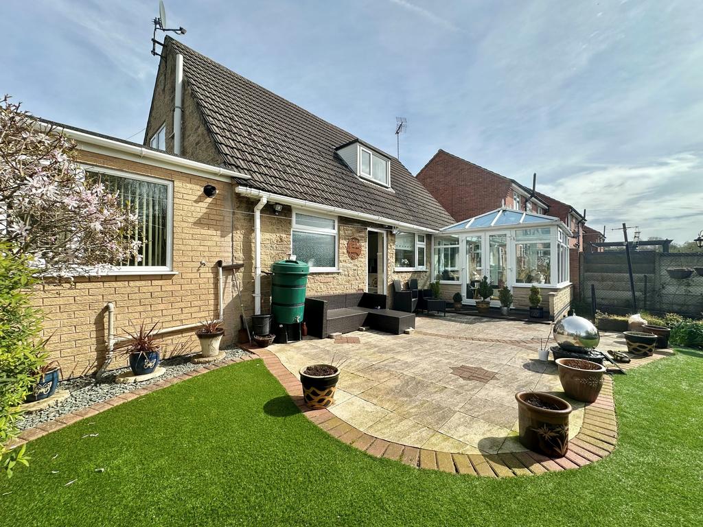 Fackley Road, SuttonInAshfield, NG17 3 bed bungalow for sale £267,950