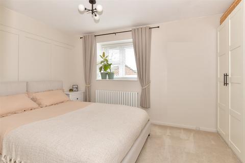3 bedroom semi-detached house for sale, Satis Avenue, Sittingbourne, Kent