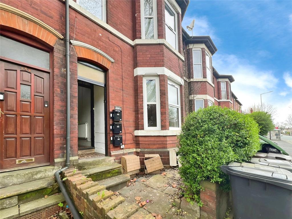 Wellington Road, Bilston, West... Studio £625 pcm (£144 pw)