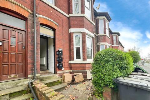 Studio to rent, Wellington Road, Bilston, West Midlands, WV14
