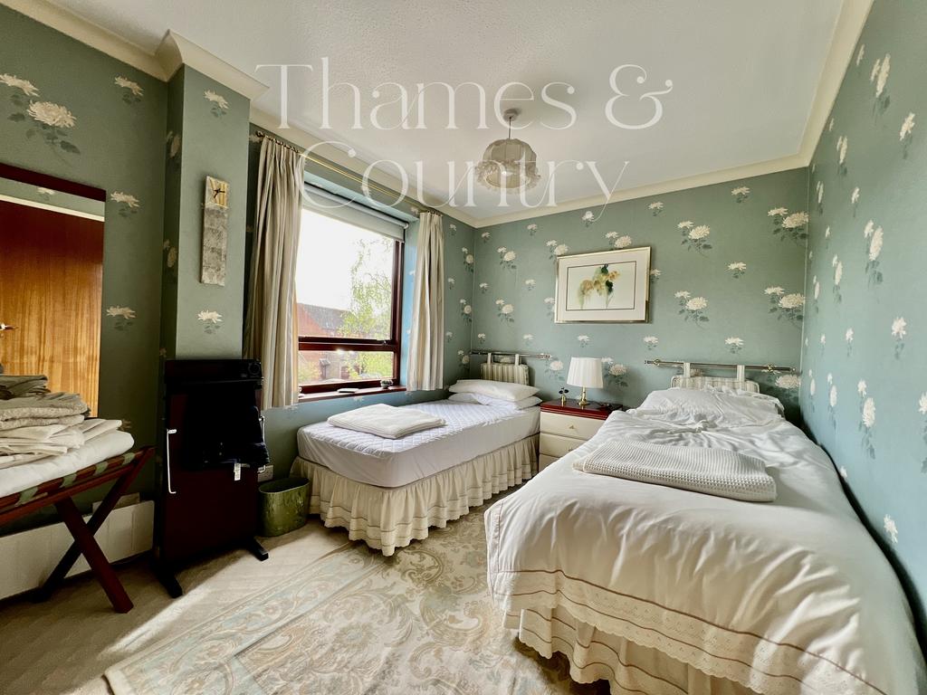 Second double bedroom