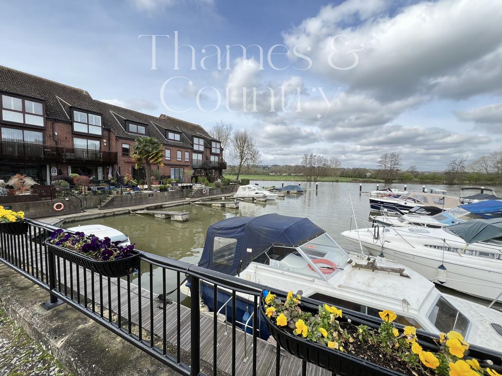 Temple Island Marina