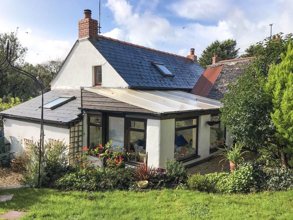 Spittal, Haverfordwest, Pembrokeshire 3 bed cottage for sale £245,000