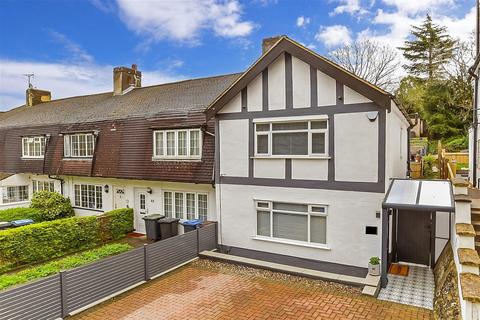 2 bedroom end of terrace house for sale, The Glade, Coulsdon, Surrey