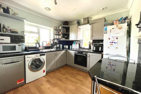 104 Garrison Lane, Chessington, KT9 2LB