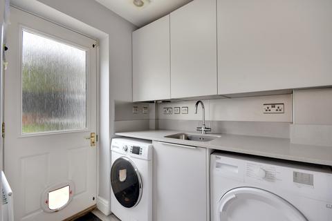 17 Albra Mead, Chelmsford, CM2 6YG