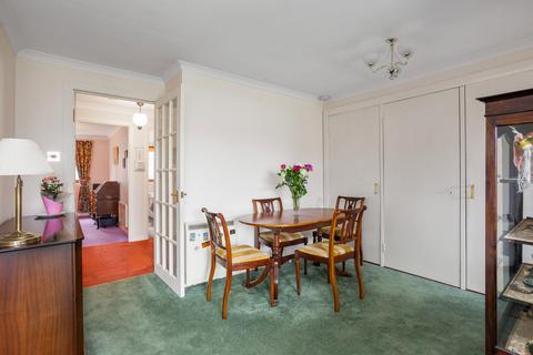 2 bedroom retirement property for sale, 11/4 Ladywell Court, Ladywell Road, Edinburgh, EH12 7TA