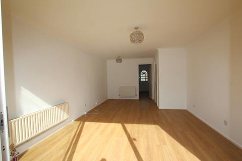 2 bedroom end of terrace house to rent, Court Wood Lane, Croydon CR0