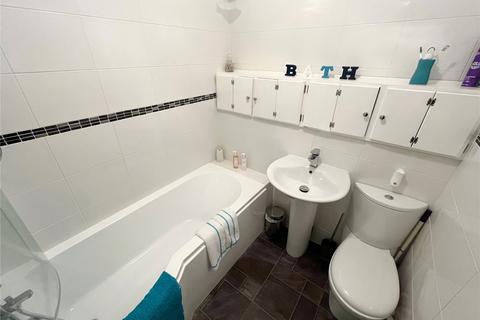 82 Birch Street, Ashton-under-lyne, OL7 0HL