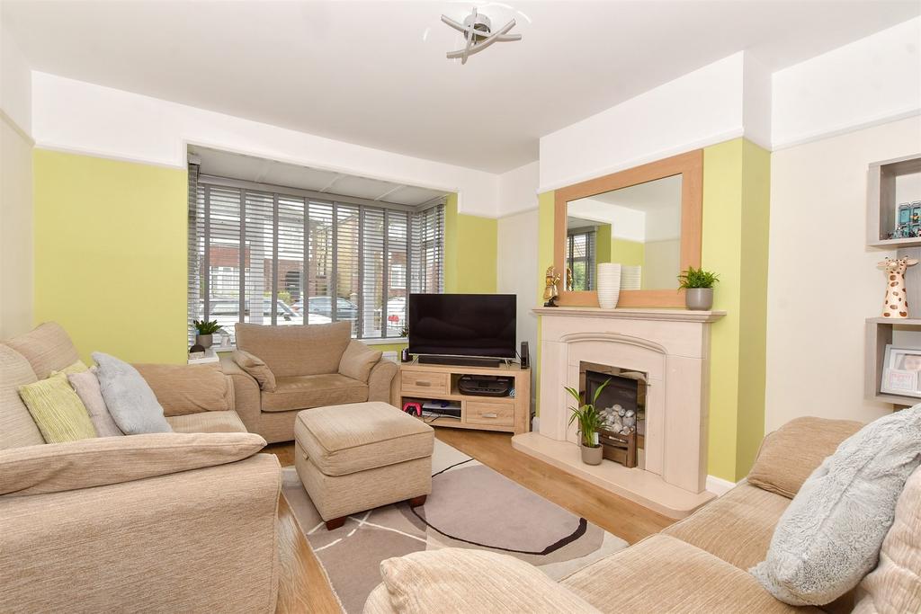 Lewisham Road, River, Dover, Kent 3 bed semidetached house for sale