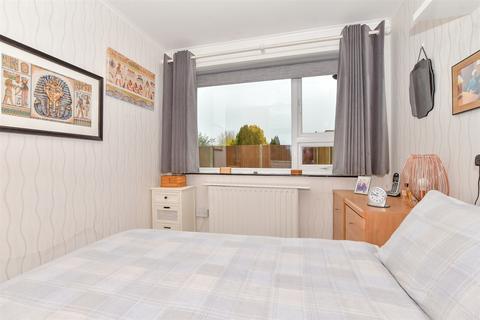 3 Joyes Road, Whitfield, Dover, CT16 3LR