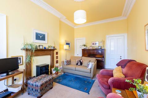 16/1 Comiston Terrace, Edinburgh, EH10 6AH