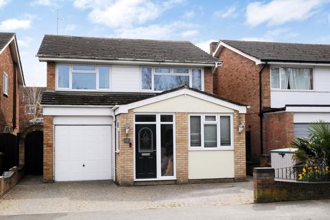 4 bedroom detached house for sale, Watchouse Road, Galleywood