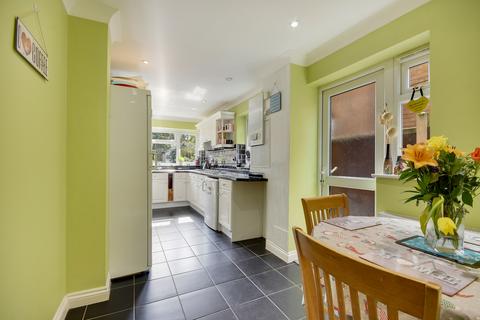 4 bedroom detached house for sale, Watchouse Road, Galleywood