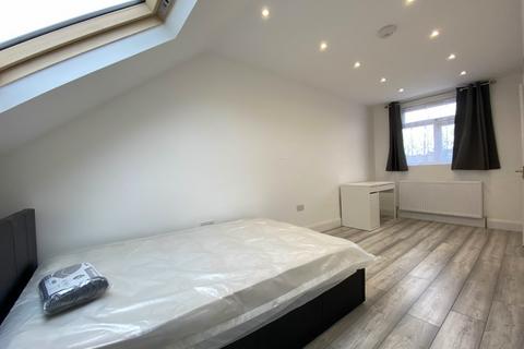 undefined, Wellington Road, Wealdstone HA3