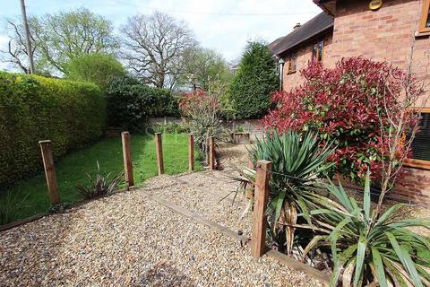 208 Castlecroft Road, Castlecroft, Wolverhampton, WV3 8NB