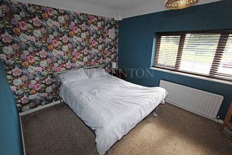 208 Castlecroft Road, Castlecroft, Wolverhampton, WV3 8NB