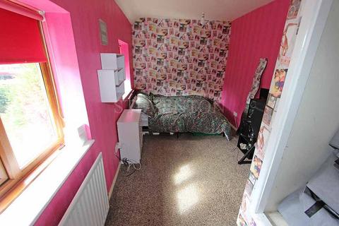 208 Castlecroft Road, Castlecroft, Wolverhampton, WV3 8NB