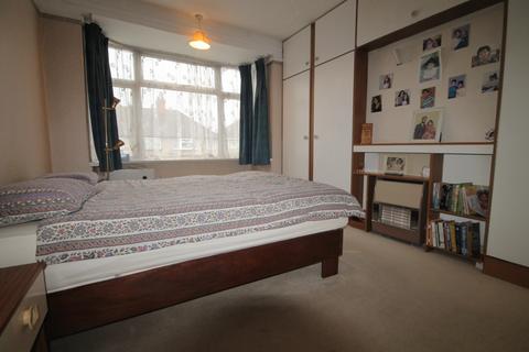 3 bedroom semi-detached house for sale, Hounslow, TW3