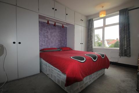 3 bedroom semi-detached house for sale, Hounslow, TW3