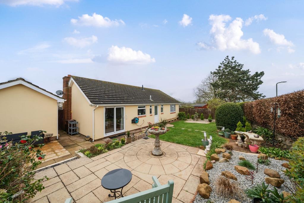 Steed Close, Paignton TQ4 3 bed detached bungalow for sale £389,000