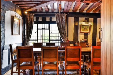 3 bedroom semi-detached house for sale, Church Road, Lingfield RH7