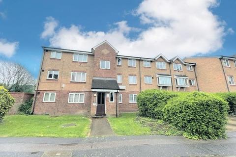 1 bedroom apartment to rent, Express Drive, Ilford, IG3