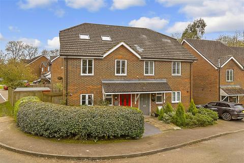 4 bedroom semi-detached house for sale, Williams Way, Crowborough, East Sussex