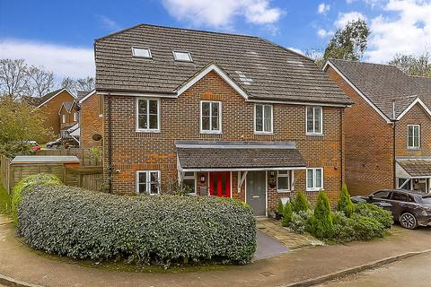 4 bedroom semi-detached house for sale, Williams Way, Crowborough, East Sussex