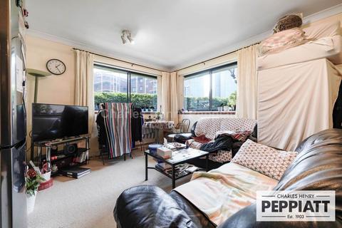 1 bedroom apartment to rent, Stuart House, Windsor Way, Hammersmith, W14