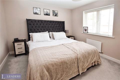 4 bedroom detached house for sale, Iris Close, Colchester, Essex