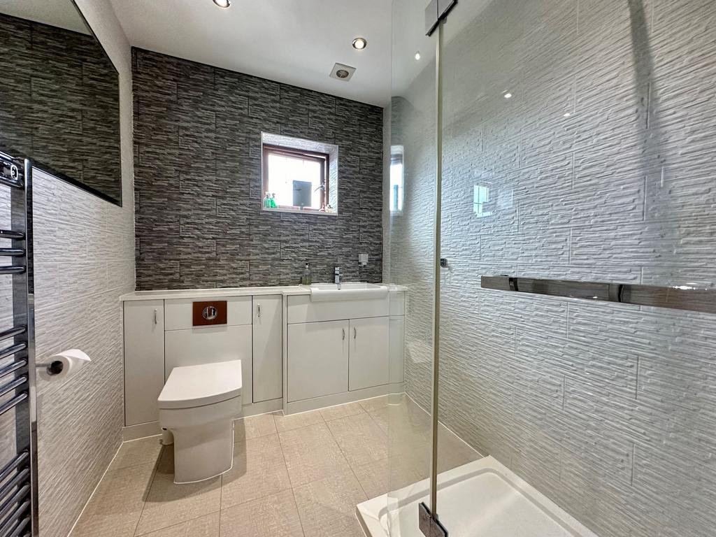 En-suite shower room
